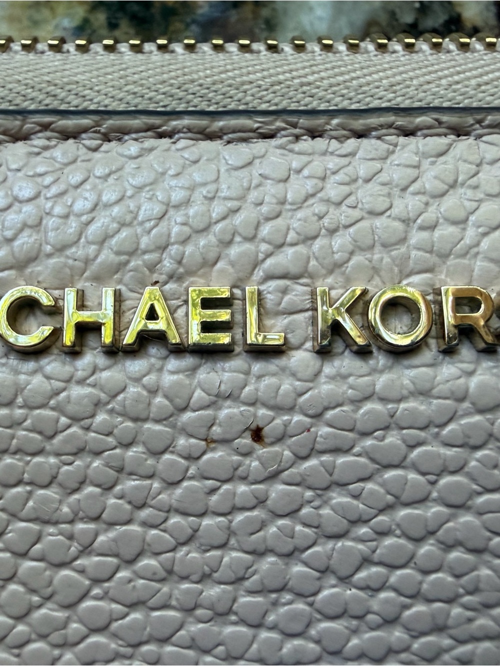 MICHAEL KORS Pale Pink Pebbled Leather Wristlet Wallet - Picture 2 of 7